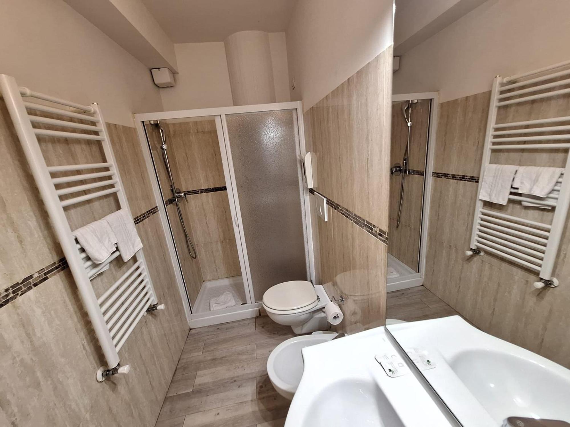 Residence Ferrucci Prato  Bagian luar foto