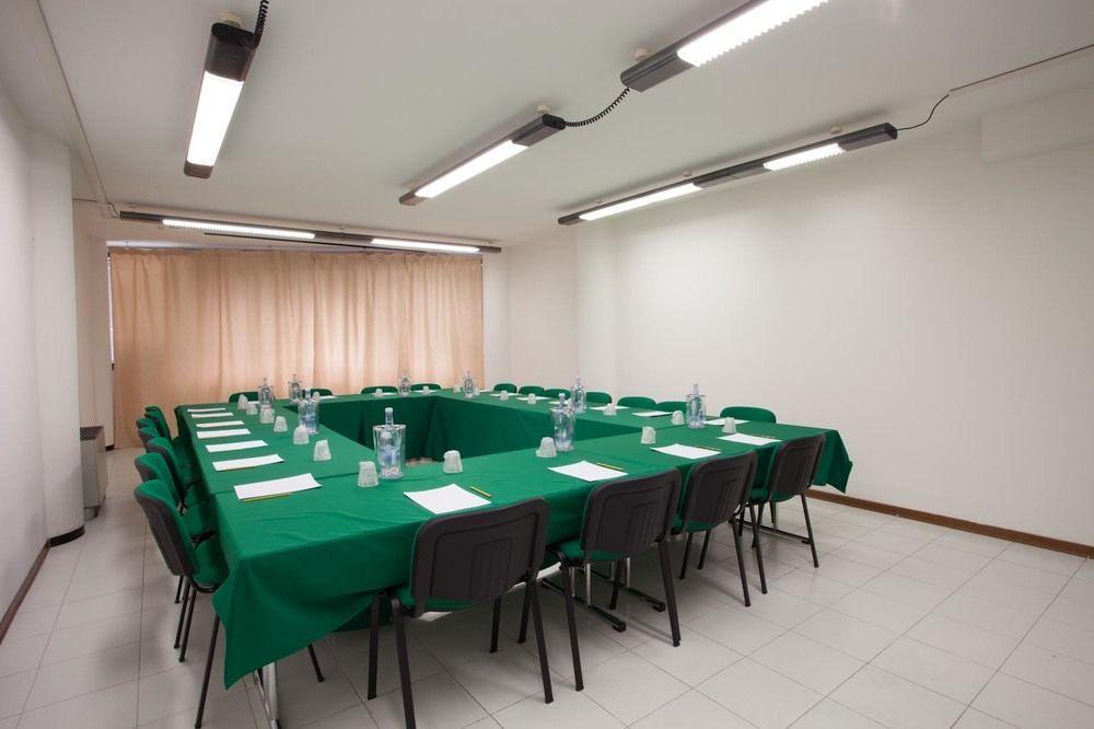 Residence Ferrucci Prato  Bagian luar foto